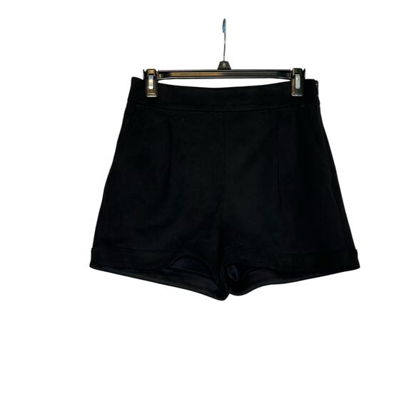 Express black velvet  pleated high shorts size 2 - Picture 11 of 16